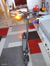 monopattino elettrico segway ninebot 