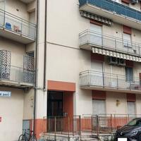 LORETO 4 LOCALI 101mq + BALCONE E GARAGE. Ristrutt