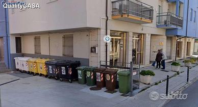 NEGOZIO - UFFICIO per investimento a Chiaravalle