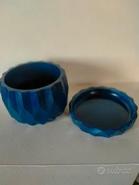 vasetto e sotto vaso in cemento smaltato 
