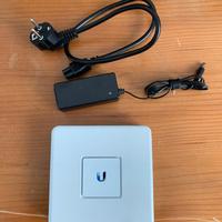 Ubiquiti UniFi USG2 Gateway