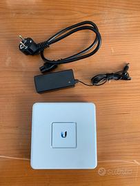 Ubiquiti UniFi USG2 Gateway