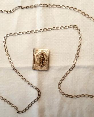 Catena argentata e porta rosario