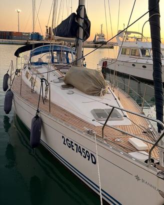 Sun Odyssey 37.2 in condivisione 3 cabine 2 bagni