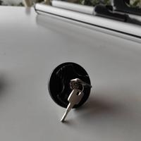 Tappo benzina-interrutore air bag