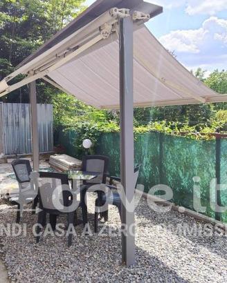 Palazzo / Stabile di 394 m² con 5 locali a Varese