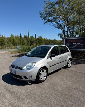 Ford Fiesta 1.4 16V 5p. Zetec