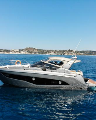 Barca a motore Cranchi Z35 grigio cosmo anno 2020