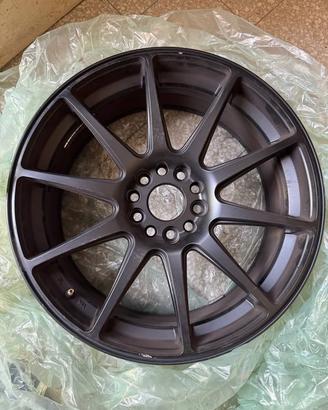 4 cerchi marca Japan racing 18" 5 fori per Clio RS