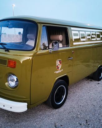 Volkswagen T2 TRANSPORTER PORSCHE SERVICE