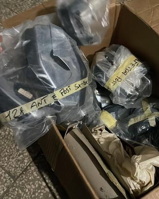 Rostri,Borchie x paraurti auto D’epoca