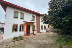 Villetta bifamiliare in centro stanghella,PD