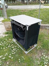 attrezzature da campeggio 