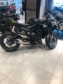 Triumph Street Triple - 2024