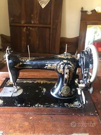 Macchina da cucire antica OPEL