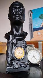 busto mussolini con orologio 
