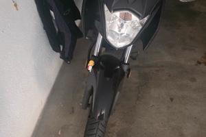 Honda CB125 F 