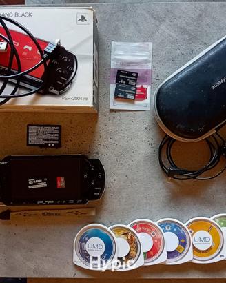 PSP 3004 PB (PlayStation Portable BRITE edition).