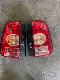 Fari - Stop Posteriori Per Dacia Duster 2010