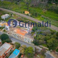 Esclusiva dimora storica Casteldaccia [VM/12]