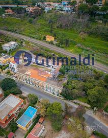 Esclusiva dimora storica Casteldaccia [VM/12]