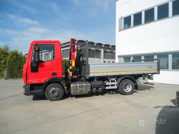 Iveco 75E19 gru e rib.le