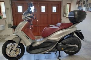 Beverly Sport Touring 350