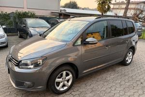 Volkswagen Touran 1.6 TDI Trendline*7POSTI*EURO5