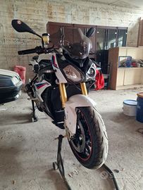 Bmw s1000r