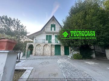 VILLA SINGOLA A MERCOGLIANO