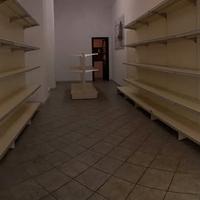 Scaffali per negozio