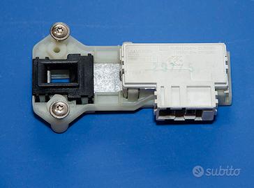 Serraggio Porta Lucchetto Porta Lavatrice Indesit