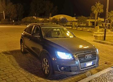 Audi Q5 quattro full optional 145cv