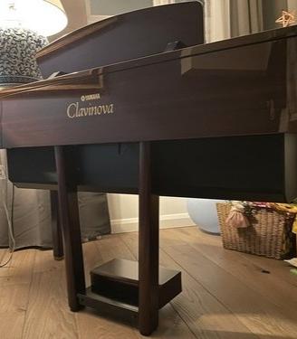 Yamaha clavinova cvp 208