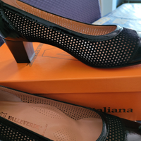 Scarpa elegante traforata e fresca