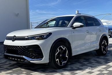 Volkswagen Tiguan R-Line 2.0 TDI 150CV DSG