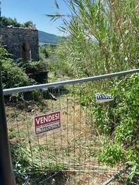 Terreno con rudere di civile abitazione