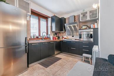 Cucina usata completa di elettrodomestici