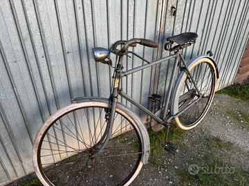 Bicicletta di epoca.