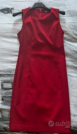 Vestito rosso Aké tubino con spacco posteriore