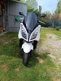 kymco downtown 300i