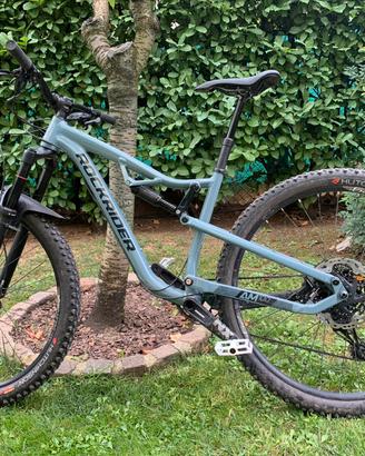 Mtb rockrider am100s M