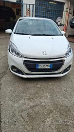 Peugeot 208  1500 DIESEL