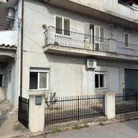 Appartamento piano terra con giardino privato