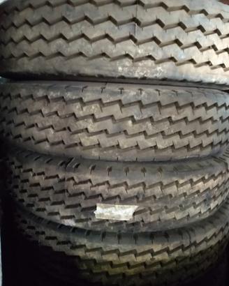 GOMME NUOVE ed USATE per AUTOCARRI - Varie Misure