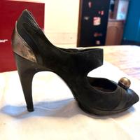 sandalo scamosciato spuntato