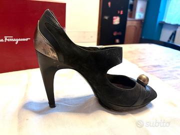 sandalo scamosciato spuntato