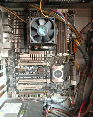 sabertooth 990fx rev2.0 AMD  8320fx