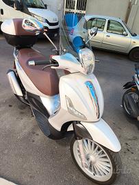 Piaggio Beverly 300 i.e.