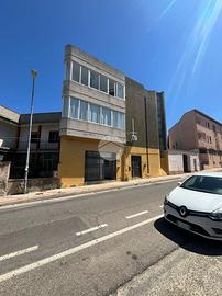 2 LOCALI A DOLIANOVA